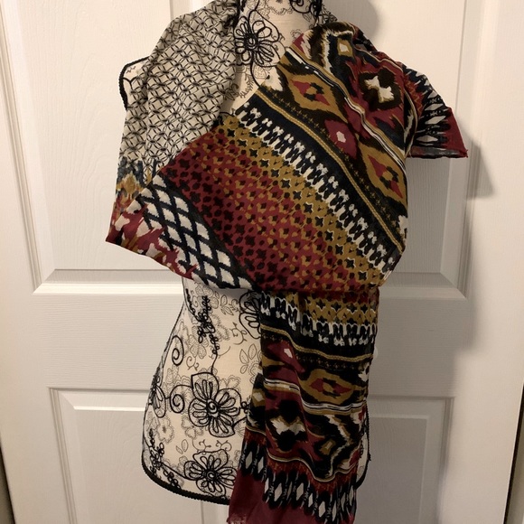 Printed scarf - Picture 2 of 2
